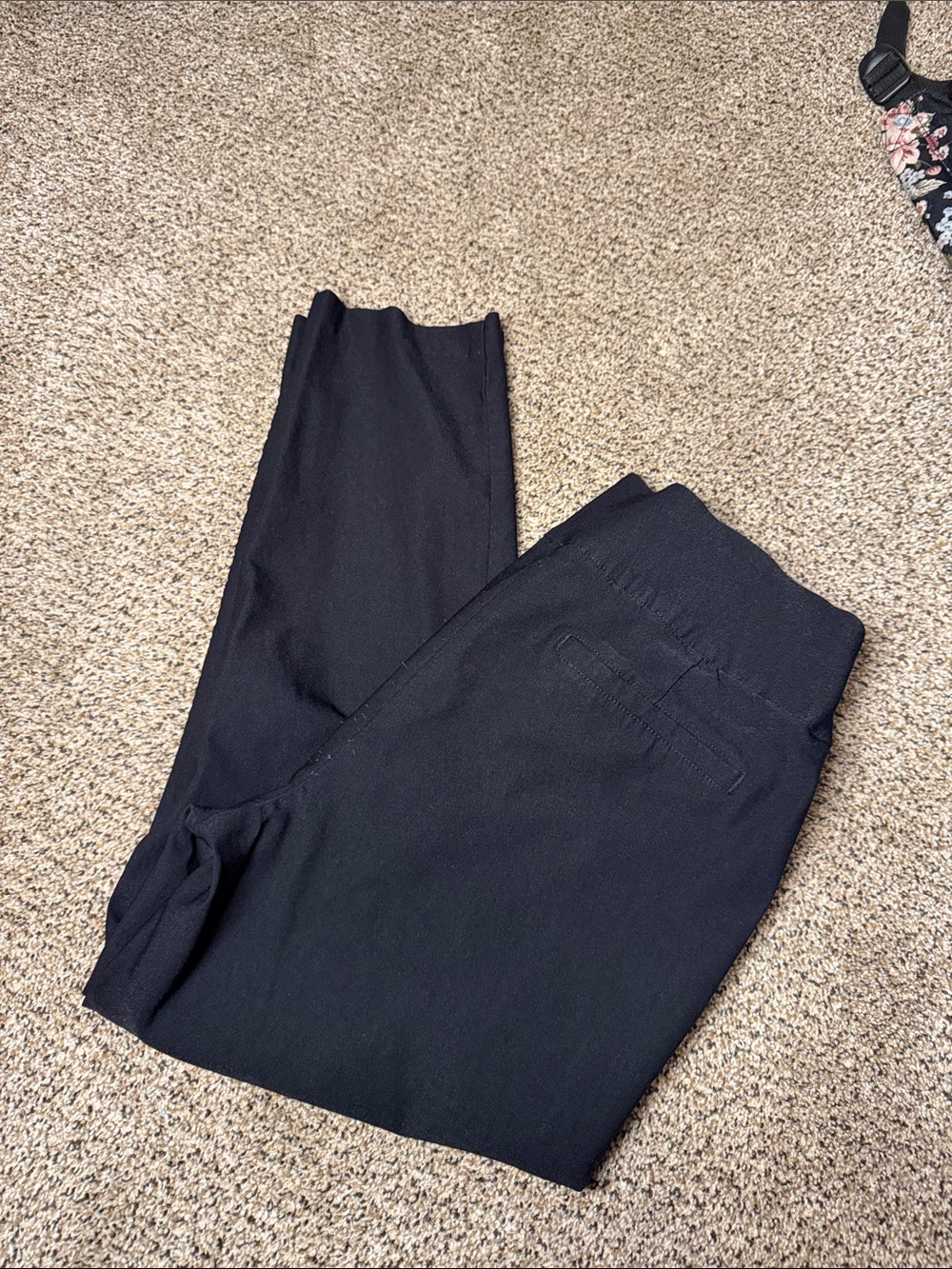 Maurices Black Women's Capri Pants - Stretch Pull-On